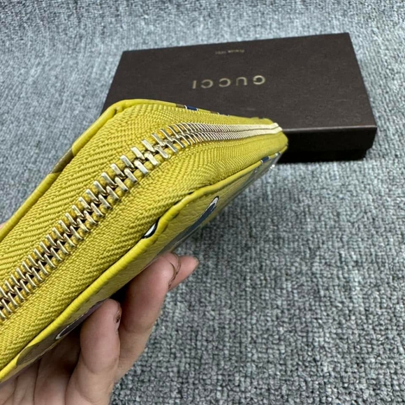 100% Authentic Gucci Leather Wallet - Picture 6 of 13